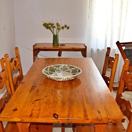 Cozy With Garden And Olive Grove Of 5 Acr Vakantiehuis Mavrata